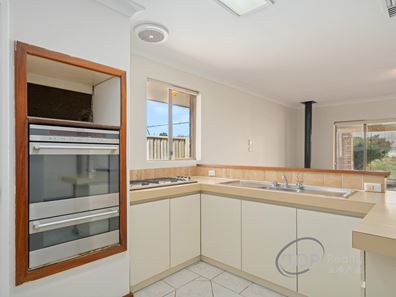 5 Collins Road, Willetton WA 6155