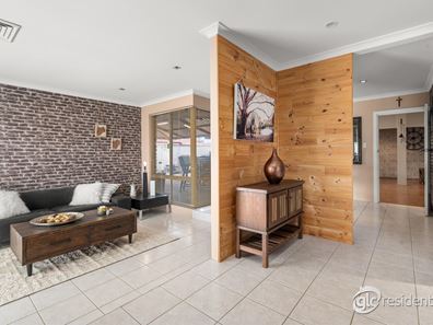 46 Bolderwood Drive, South Lake WA 6164