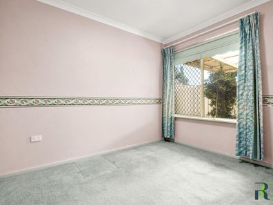 2/4 Sang Place, Bayswater WA 6053