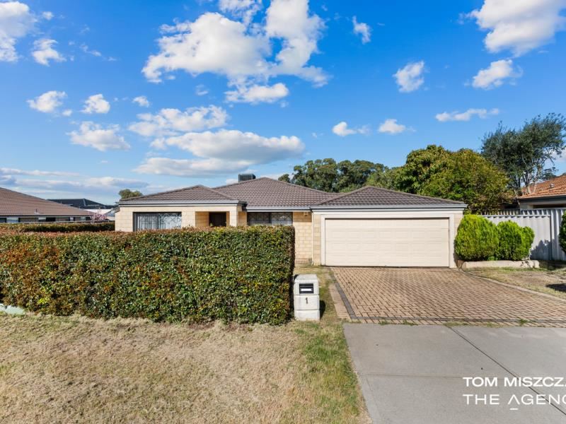 1 Yallambee Way, Queens Park WA 6107