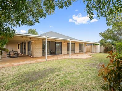 15 Salwick Street, Butler WA 6036