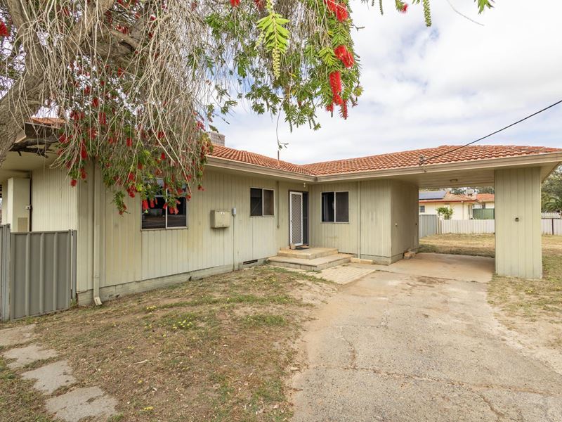 6 McGowan Place, Eneabba