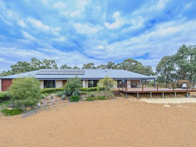 163 Guernsey Rise, Chittering WA 6084