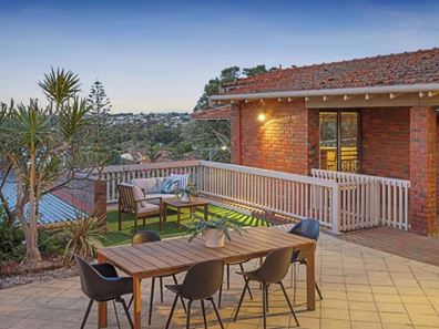 54 Peasholm Street, Scarborough WA 6019