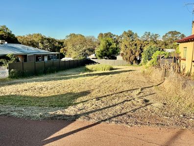 64 Stirling Tce, Toodyay WA 6566