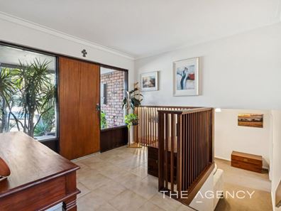 7 King Place, Padbury WA 6025