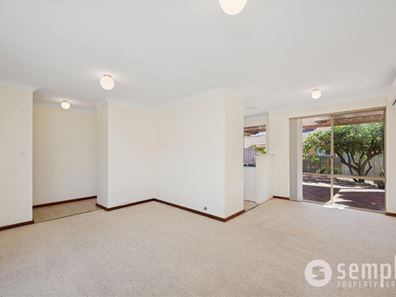 1/126 Gilbertson Road, Kardinya WA 6163