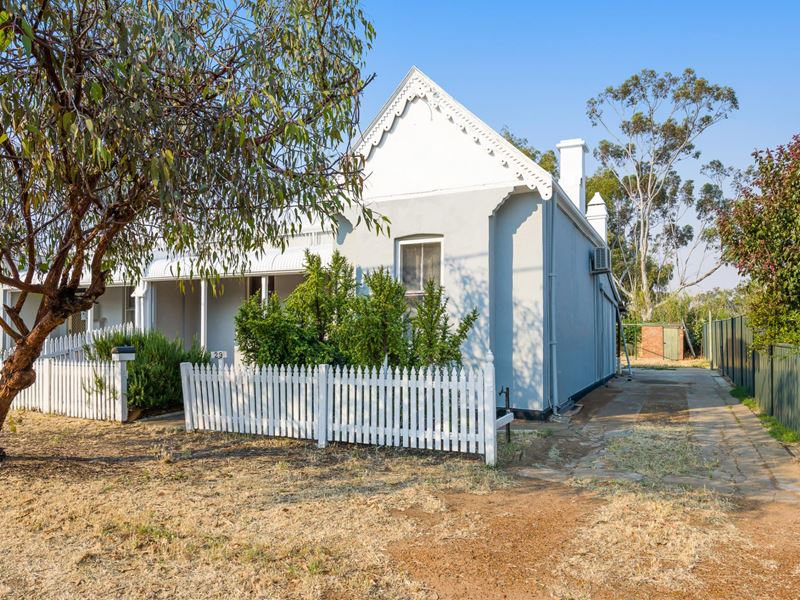 29 Charles Street, Northam WA 6401