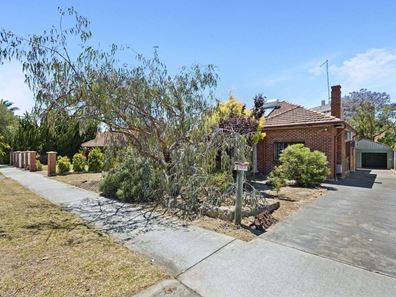 5 Robinson Terrace, Daglish WA 6008