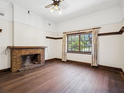 5 Robinson Terrace, Daglish WA 6008