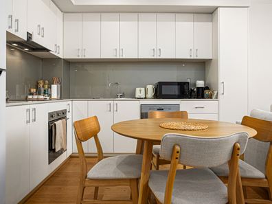 512/2 Rutland Avenue, Lathlain WA 6100
