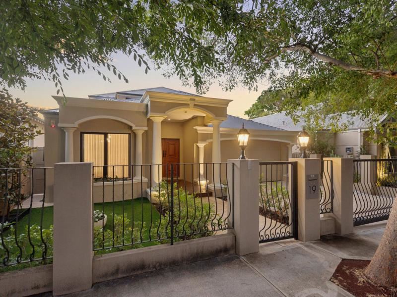 19 William Street, Shenton Park