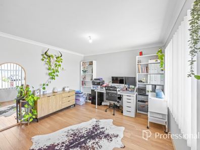 7 Watchem Road, Australind WA 6233