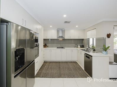 44 Abalone View, Two Rocks WA 6037