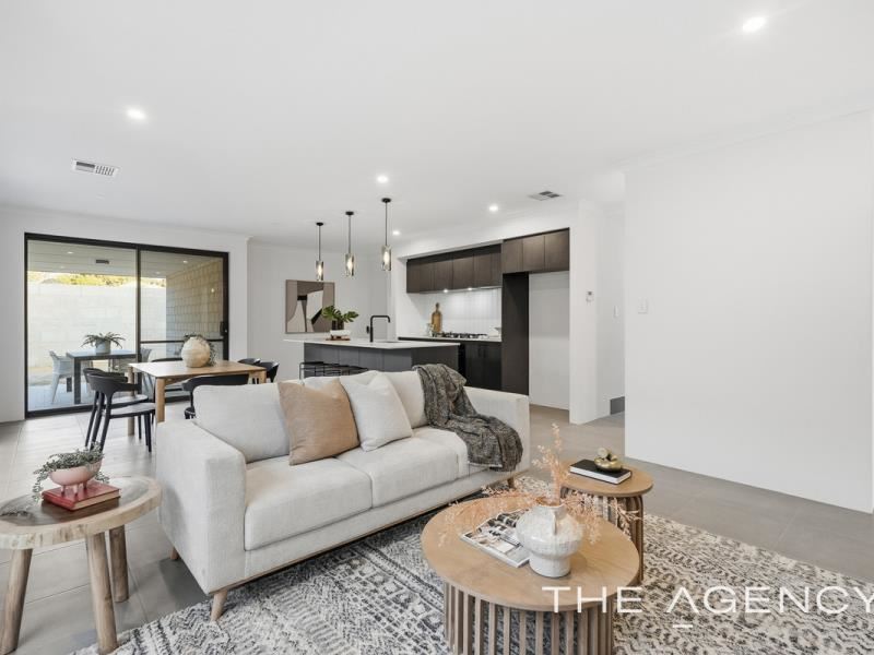15 Lomandra Rise, Sinagra WA 6065