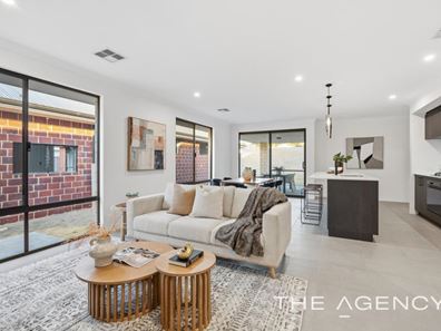 15 Lomandra Rise, Sinagra WA 6065