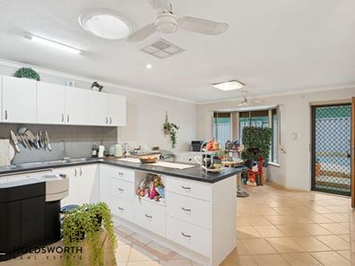 8/135 Cape Street, Tuart Hill WA 6060