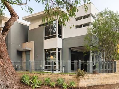 4a Champion Crescent, Floreat WA 6014