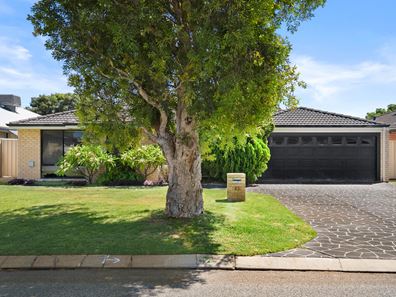 43 Montoro Drive, Port Kennedy WA 6172