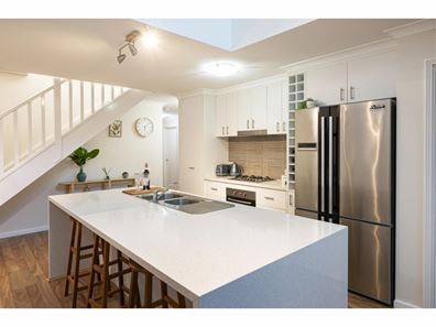 17/33 Spinnaker Boulevard, Geographe WA 6280