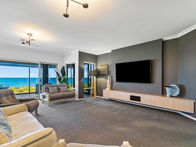 12 Ronsard Drive, San Remo WA 6210