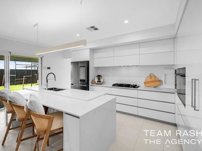 48 Tropicbird Drive, Banksia Grove WA 6031