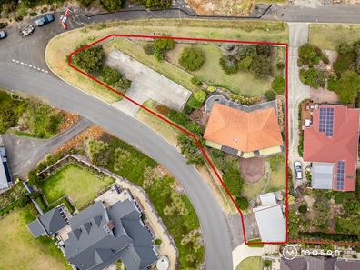 9 Sleeman Avenue, Mira Mar WA 6330
