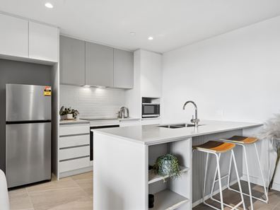 204/150 Robert Street, Como WA 6152