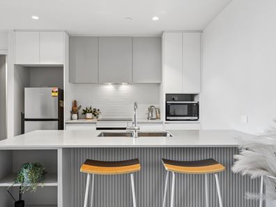 204/150 Robert Street, Como WA 6152