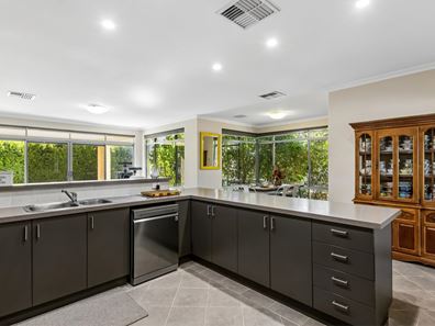 79 Flecker Promenade, Aveley WA 6069