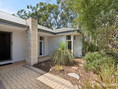 2 Aspinall Road, Byford WA 6122