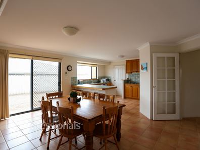 7 Addington Cross, West Beach WA 6450