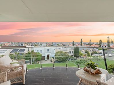 7 Kings Lynn Rise, Mindarie WA 6030
