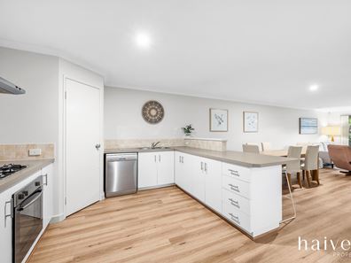 27B Hogarth Street, Cannington WA 6107