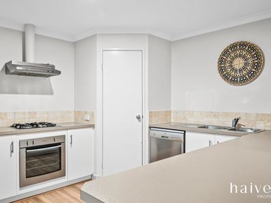 27B Hogarth Street, Cannington WA 6107
