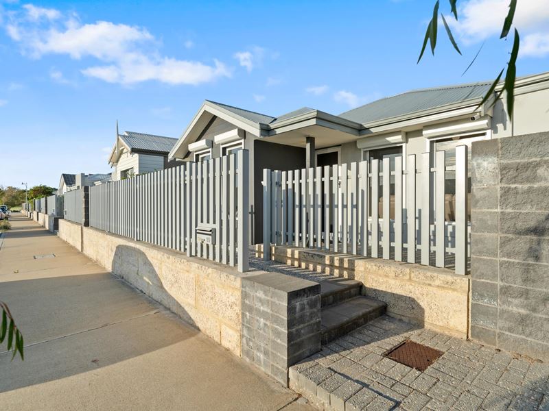 19 Yaramin Way, Golden Bay WA 6174