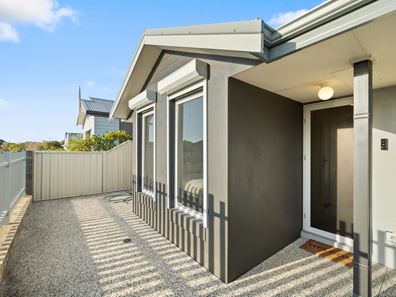 19 Yaramin Way, Golden Bay WA 6174
