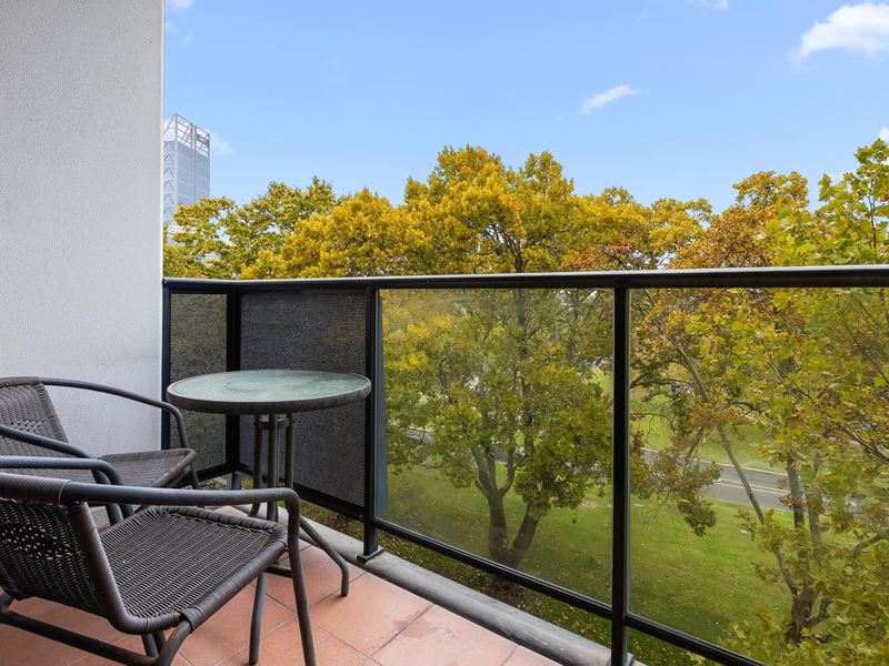 407/126-128 Mounts Bay Road, Perth WA 6000