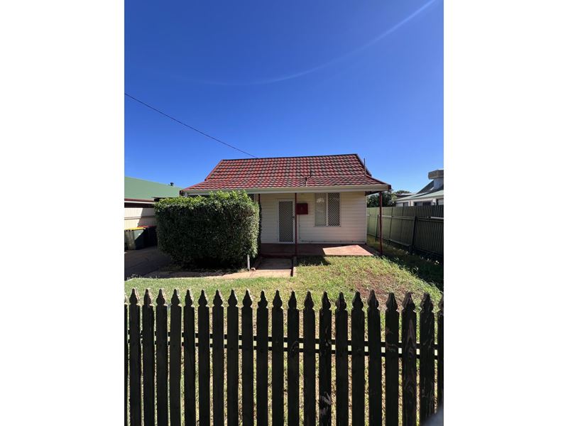8 Boundary Street, South Kalgoorlie