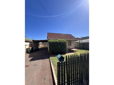 8 Boundary Street, South Kalgoorlie WA 6430