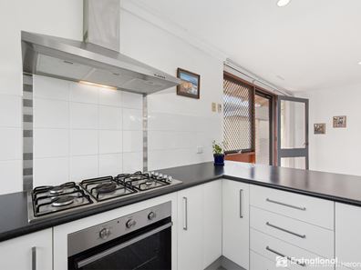 92 DARLEY CIRCLE, Bull Creek WA 6149