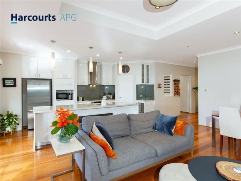 2/14 Hoylake Avenue, South Bunbury