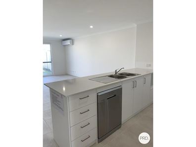 32 Flotilla Lane, Alkimos WA 6038