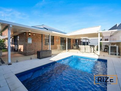10 Ornata Bend, Banksia Grove WA 6031