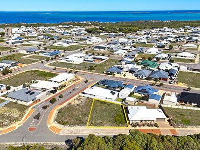Lot 713, 16 Crusoe Crescent, Jurien Bay WA 6516