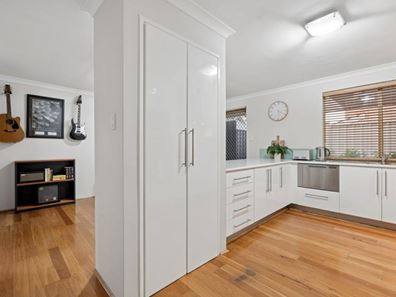 4/138 Flinders Street, Yokine WA 6060