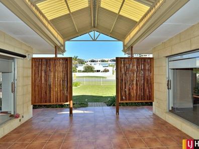 4A Oversby Street, Halls Head WA 6210