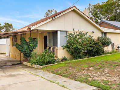 24 Williams Road, Coolbellup WA 6163