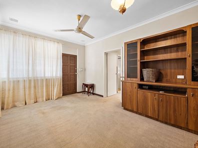 24 Williams Road, Coolbellup WA 6163