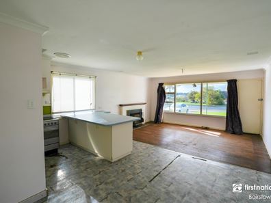537 Albany Highway, Mckail WA 6330
